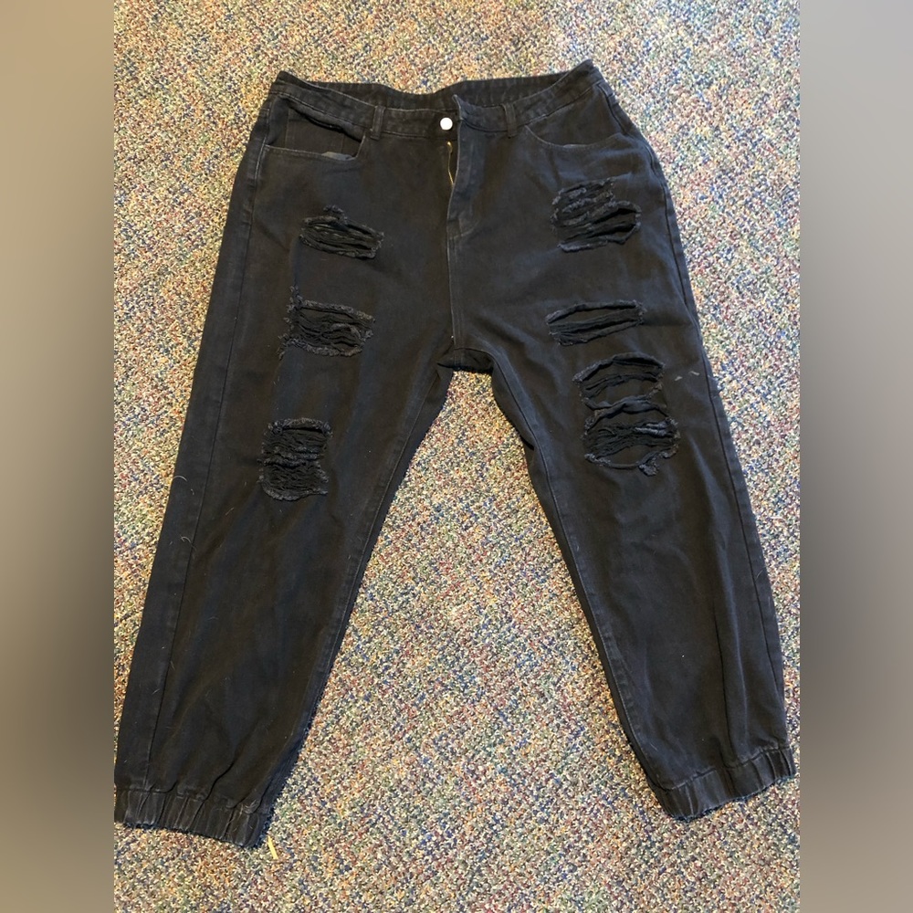 3XL Shein Black Ripped Baggy Jeans.